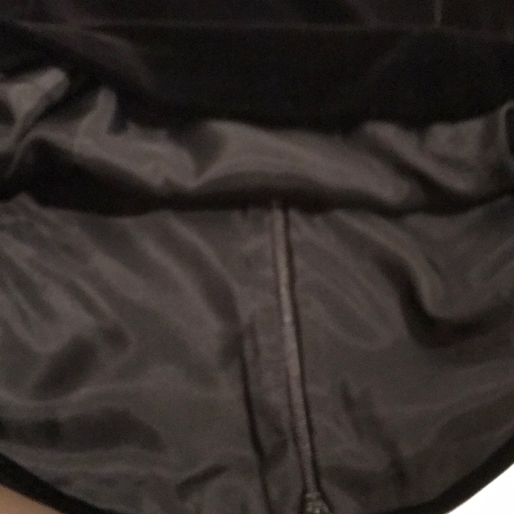 Vintage Anne Taylor black velvet sleeveless top size 6 NWT - Picture 9 of 12